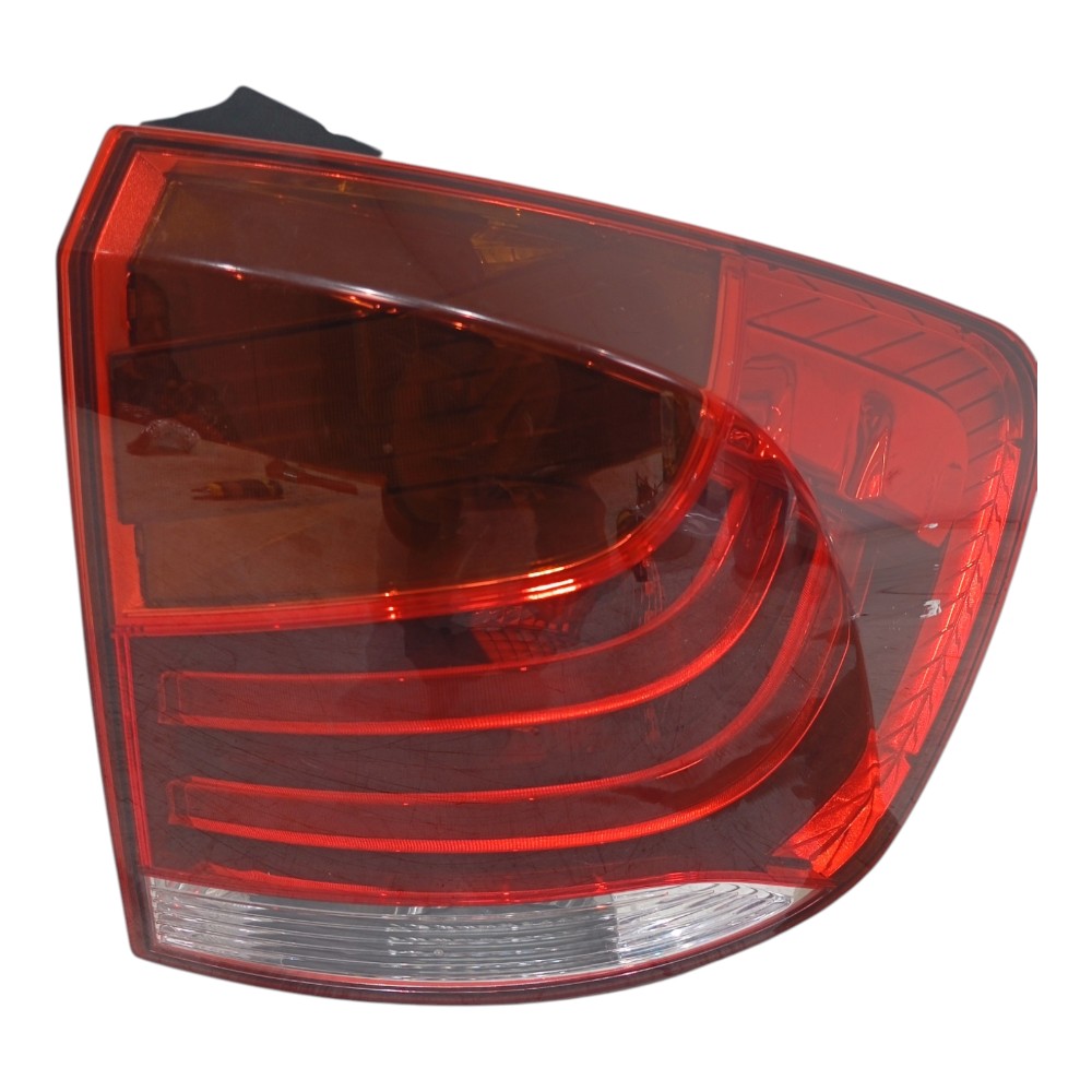 Lanterna Lateral Traseira Direita Bmw X1 2.0 Aspirada 2011