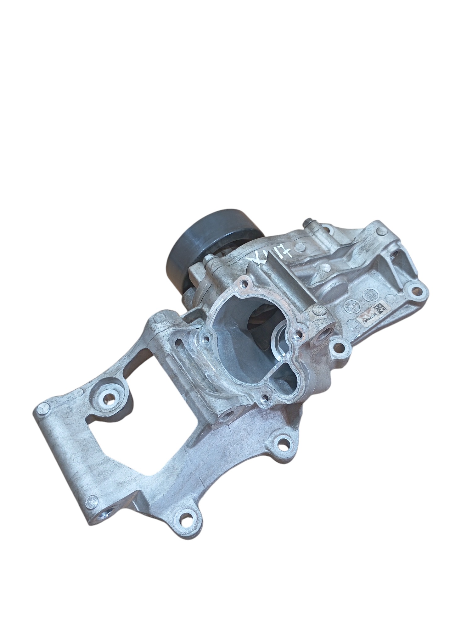 Suporte Bomba De Água Bmw X1 2.0 2016 2017 F48 Cod 860136602 1