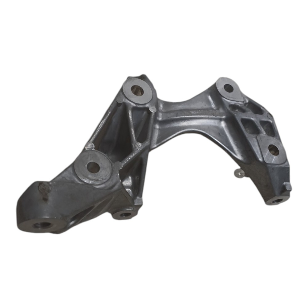 Suporte Compressor Ar Condicionado Nissan Kicks 1.6 Adv 2024 7