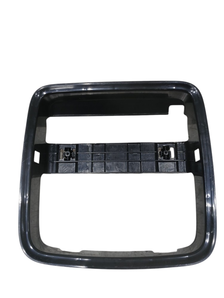 Moldura Suporte Luz Teto Hyundai Ix35 2.0 2016 853702s000 4