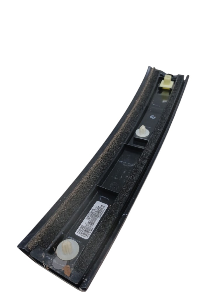 Refletor Tampa Traseira Esquerda Nissan Kicks 1.6 2023 2024 4