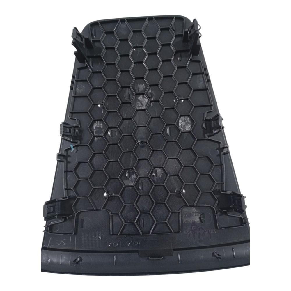 Tampa Tela Grade Alto Falante Painel Volvo Xc60 2.0 T8 2022 6