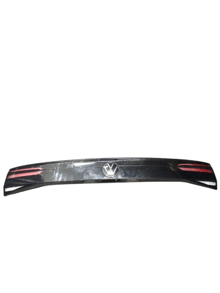 Lanterna traseira central Volkswagen Nivus Highline 1.0 2022