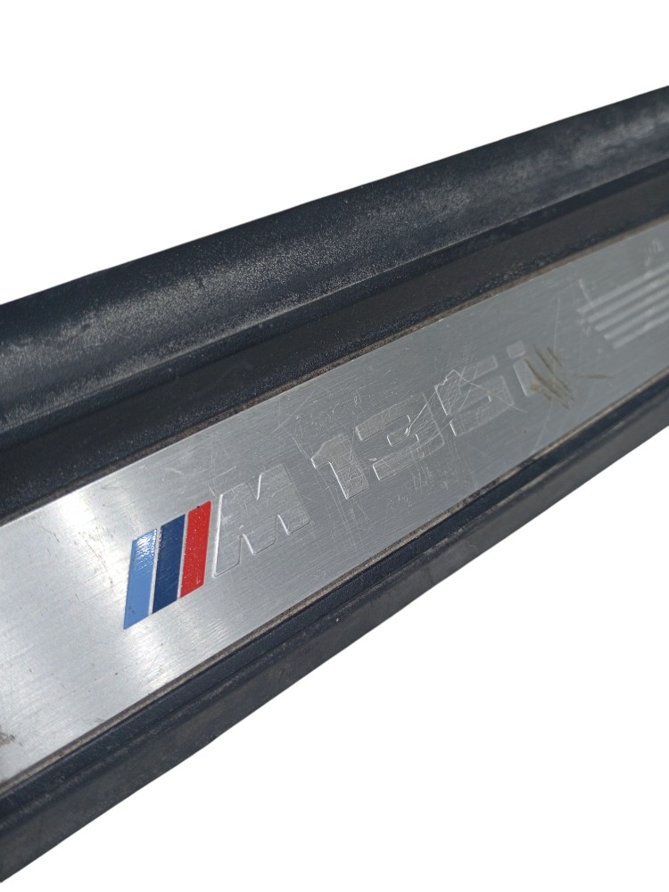 Soleira Porta Dianteira Esquerda Bmw M135i 3.0 Turbo 2014 4