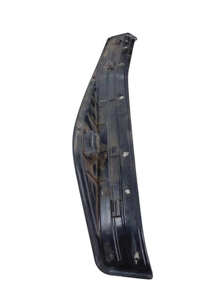 Soleira Porta Traseira Direita Bmw 323i 2.5 E46  1999 2000 4