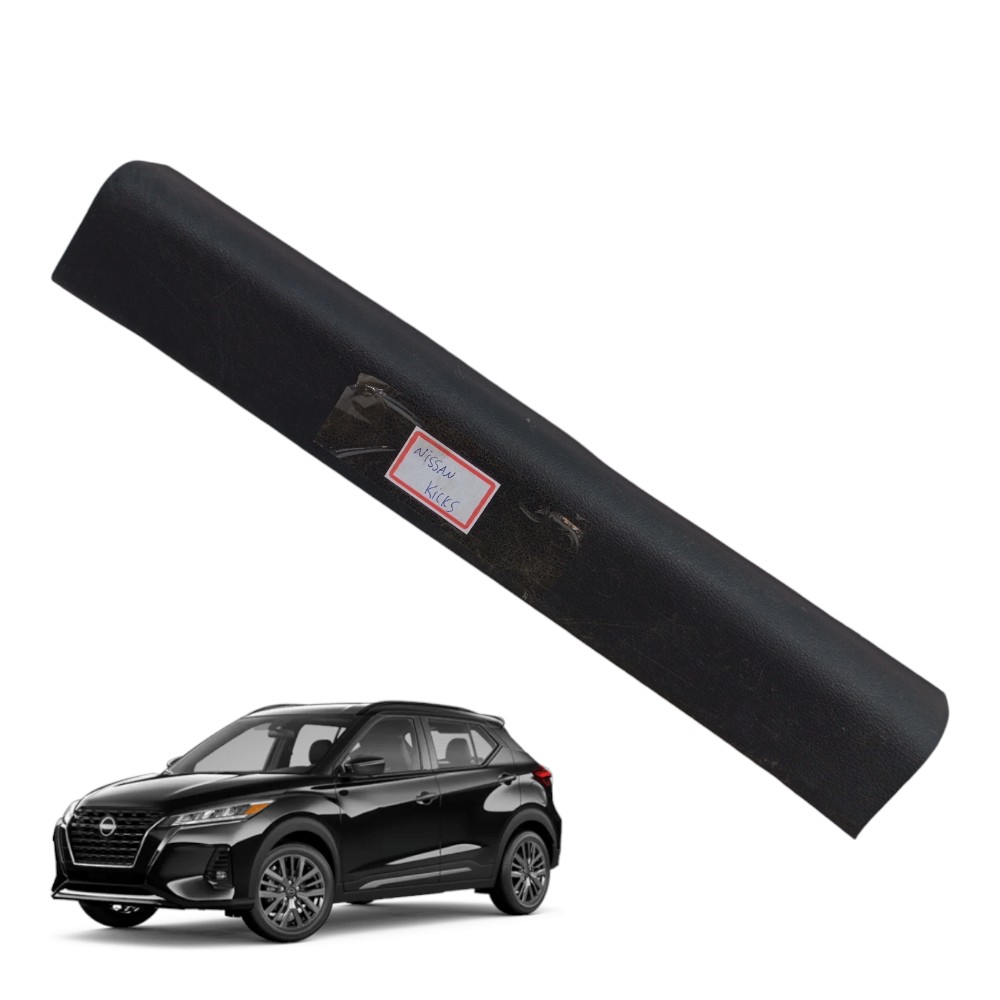 Soleira Porta Dianteira Esquerda Nissan Kicks 1.6 2022 Preto 2