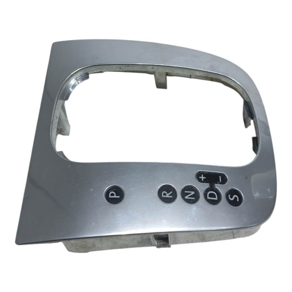 Moldura Trambulador Marcha Câmbio Volkswagen Jetta 2.5 2007 3