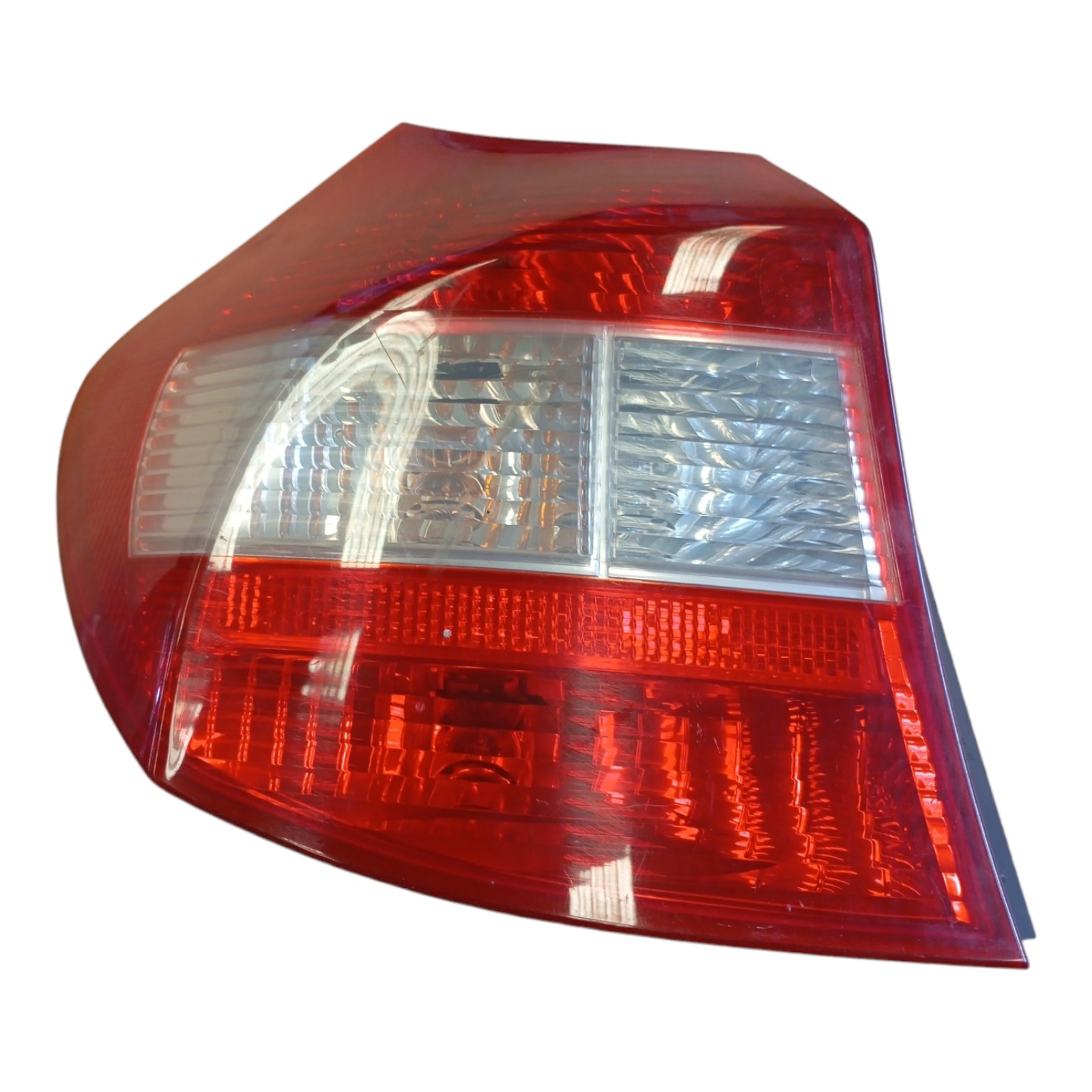 Lanterna Trazeira Esquerda Bmw 120i 118i 2006 2011  Esquerdo Transparente