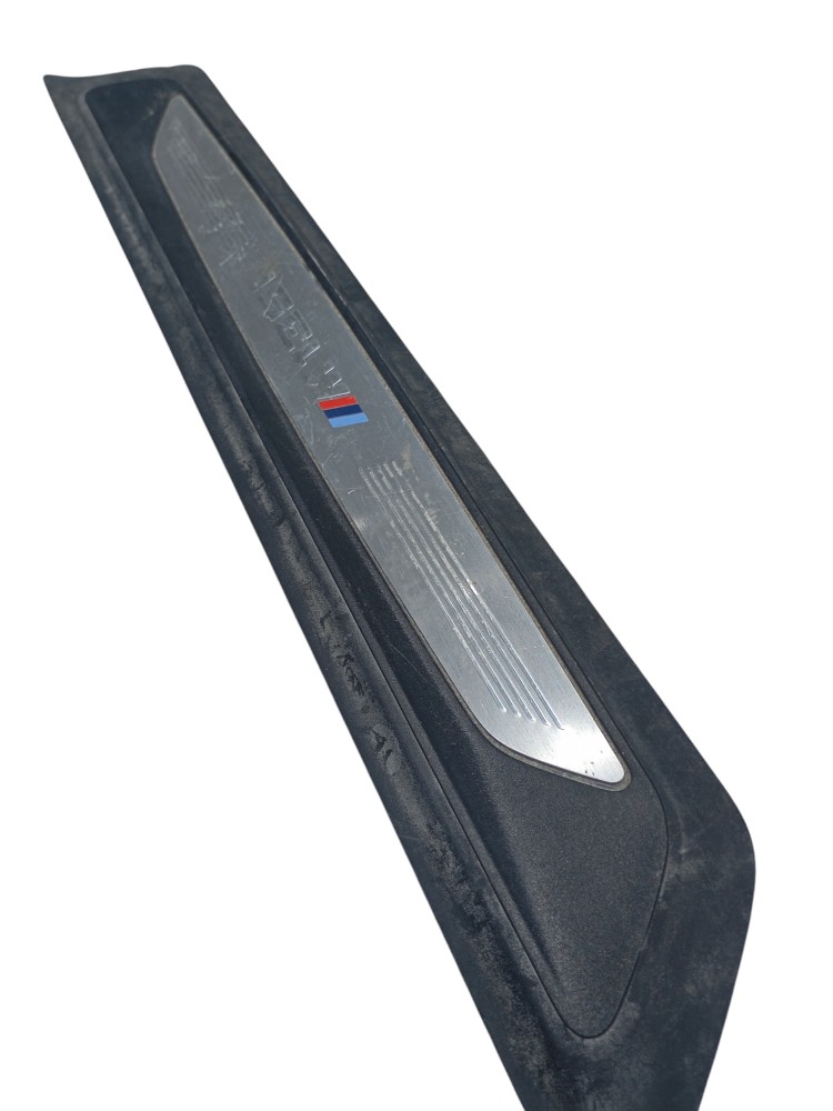 Soleira Porta Dianteira Esquerda Bmw M135i 3.0 Turbo 2014 7