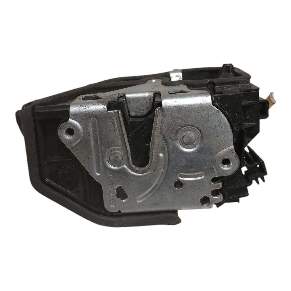 Fechadura Porta Traseira Esquerda Bmw 320i 2.0 2015 2016 F30 4