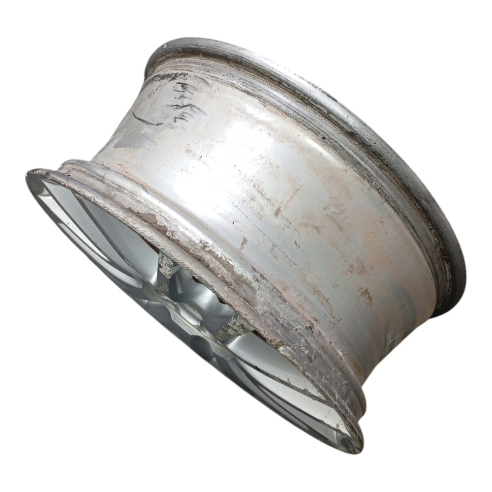 Roda Dianteira Direita Aro 17 Volkswagen Jetta 2.5 2007 2008 3