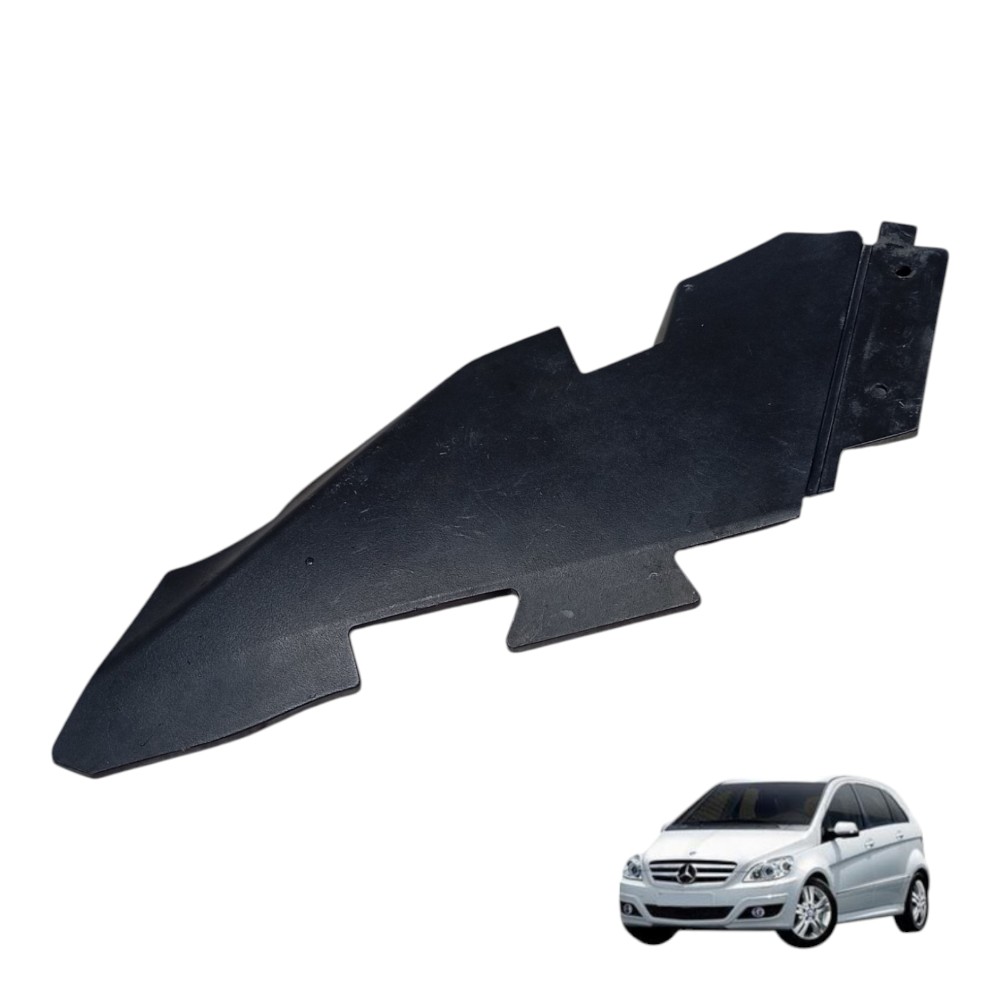 Acabamento Dianteiro Farol Esquerdo Mercedes Benz B180 2011