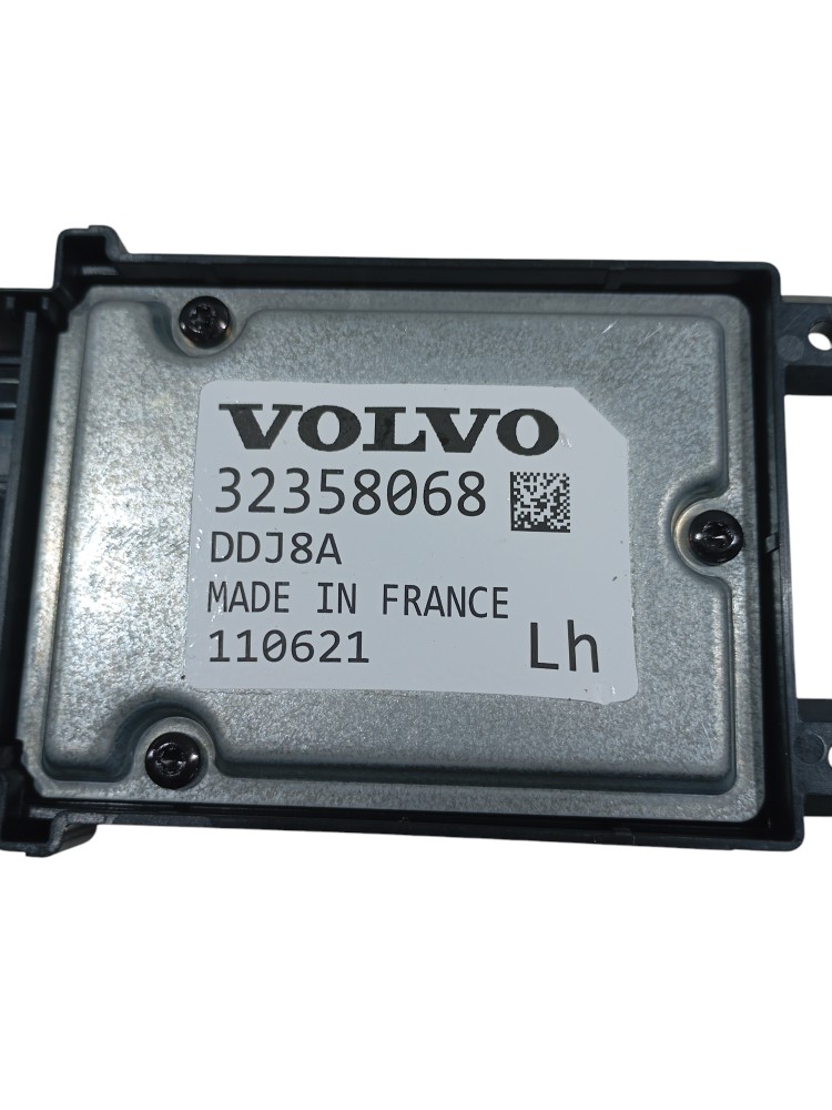 Módulo Proteção Ativa Volvo Xc60 2.0 Recharge T8 Awd 2022 3