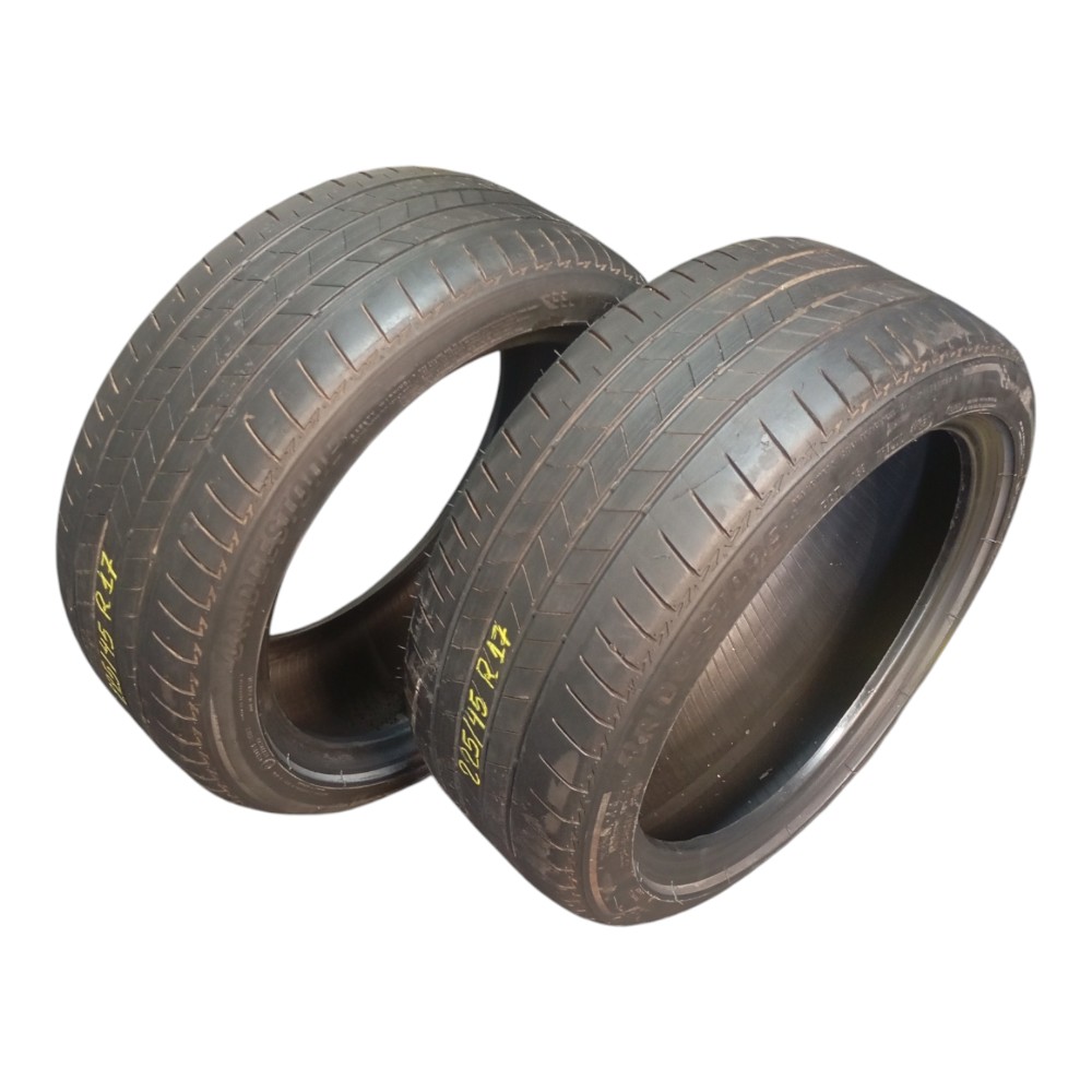 Par Pneus Bridgestone 225 45 Aro 17