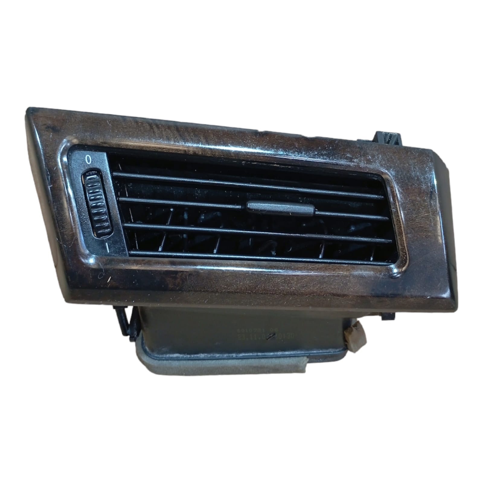 Difusor De Ar Esquerdo Bmw 530i 3.0 E60 2007 Cod 64226910731