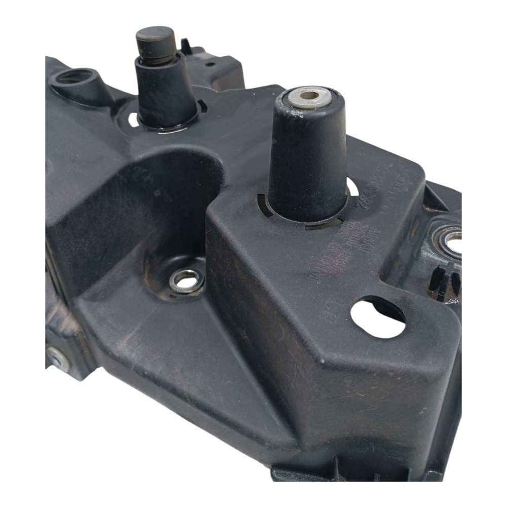Suporte Lateral Esquerdo Parachoque Dianteir Volvo Xc60 2022 6