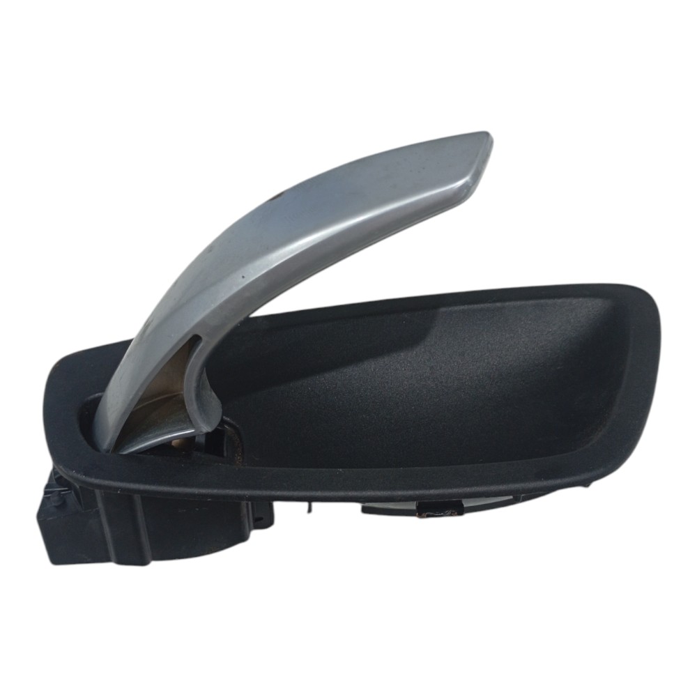Maçaneta Interna Porta Traseira Esquerda Bmw 118i 1.6 T 2012 6
