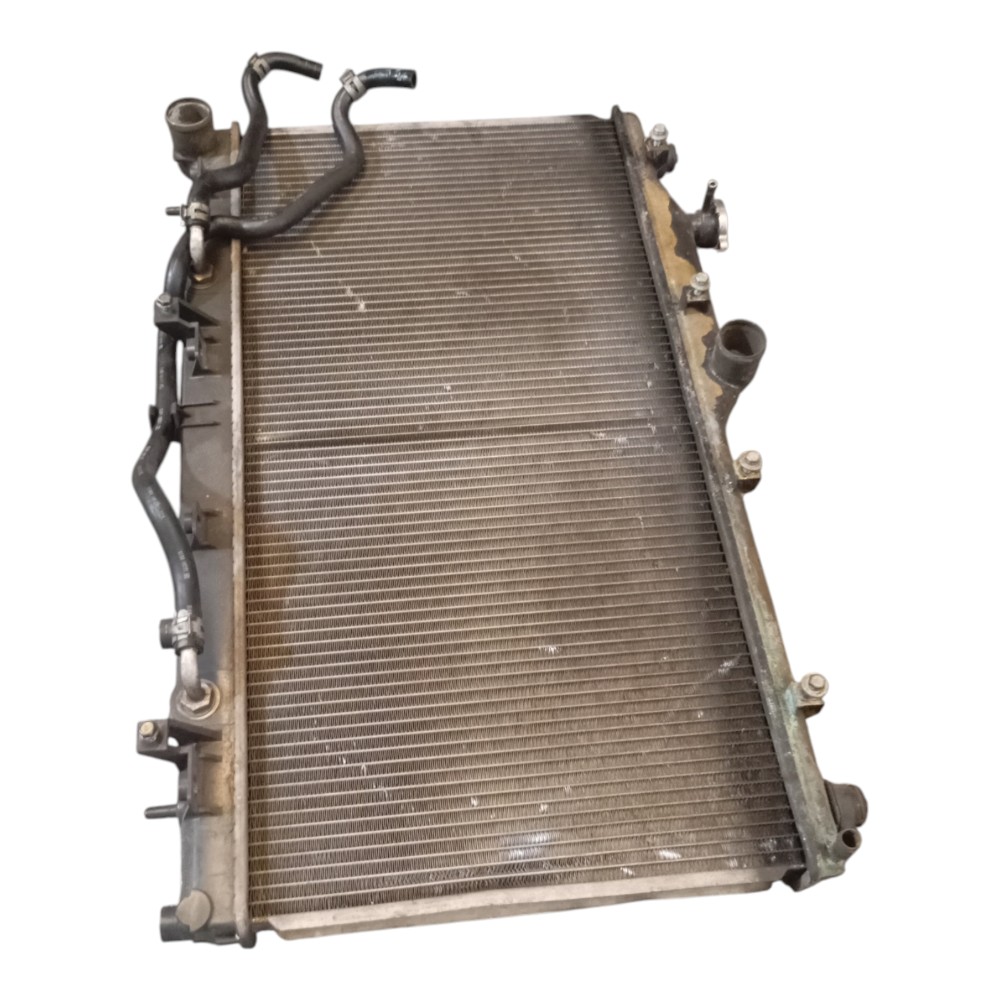 Radiador De Água Bmw 325i 2.5 1999 2000 2001 2002 2003 E46 5