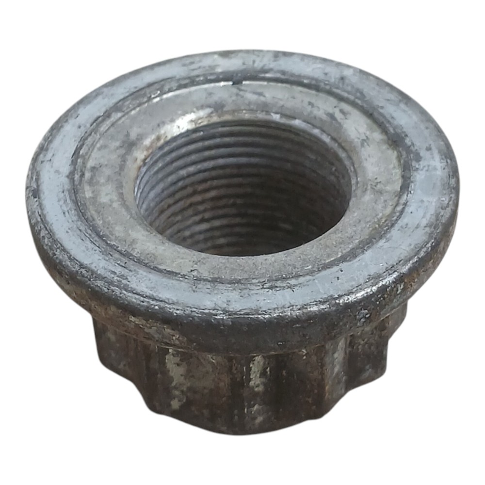 Porca Cubo De Roda Dianteiro Vw Touareg 4.2 V8 Fsi 2013 4