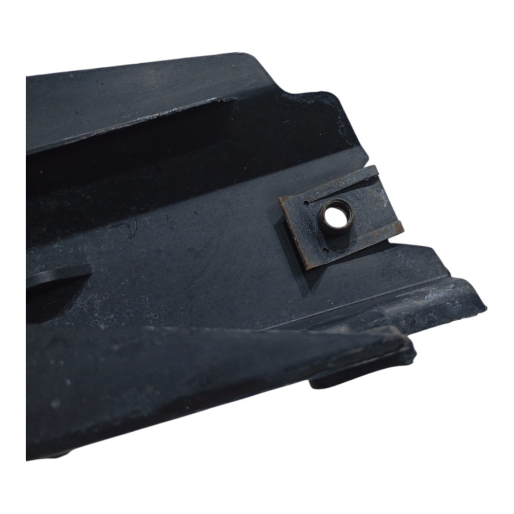 Guia Parachoque Traseir Esquerdo Volkswagen Jetta 2.5 2007 6