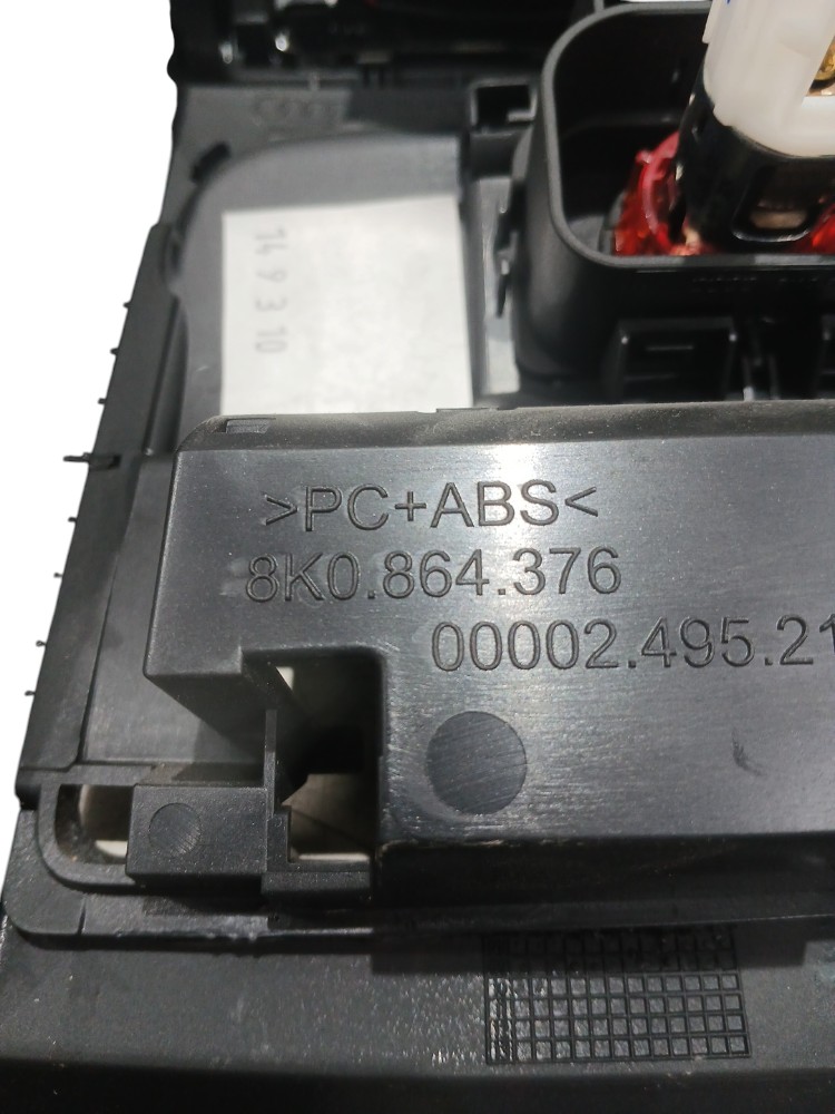 Moldura Acabamento Porta Objetos Audi Q5 2.0 Turbo 2010 6