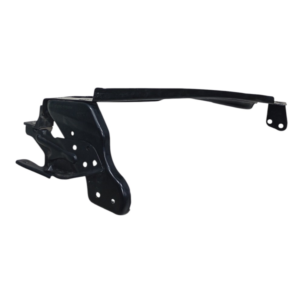 Suporte Guia Farol Dianteiro Dir Mercedes Benz C180 1.6 2014
