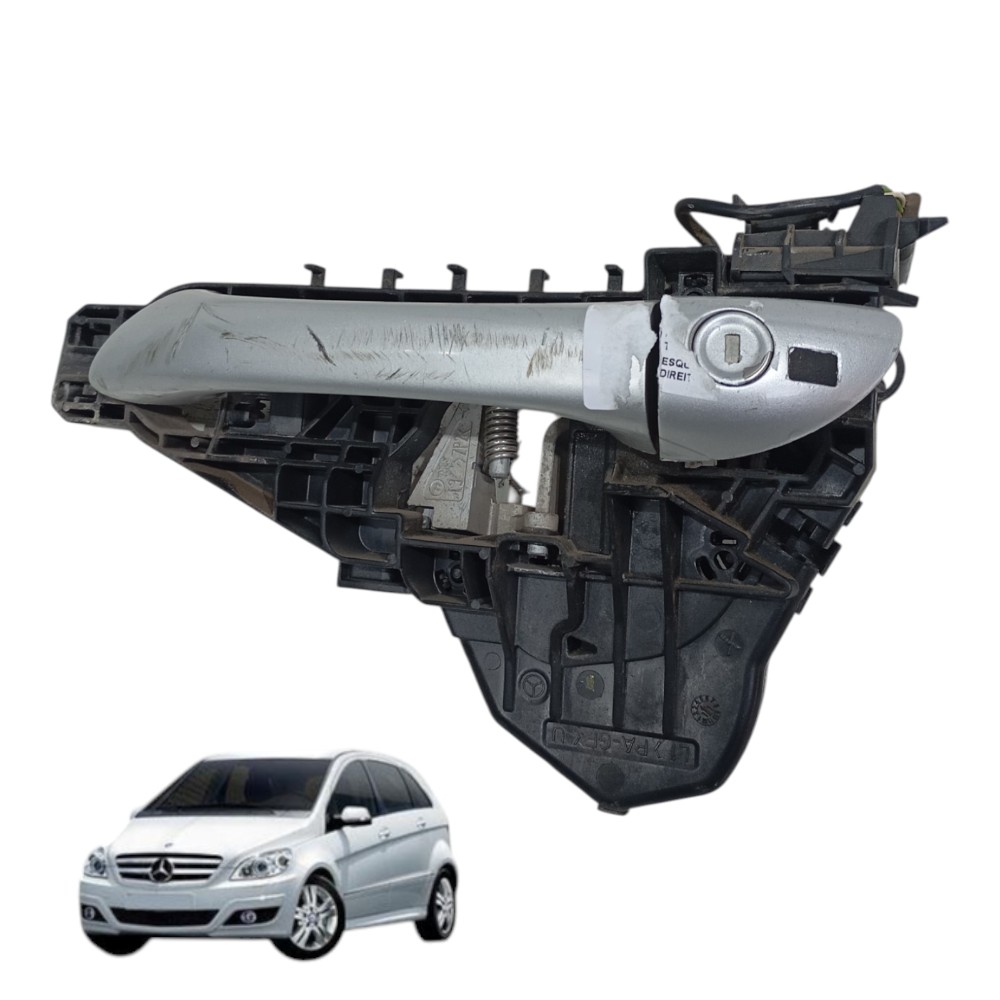 Macaneta Externa Dianteira Esquerda Mercedes Benz B180 2011