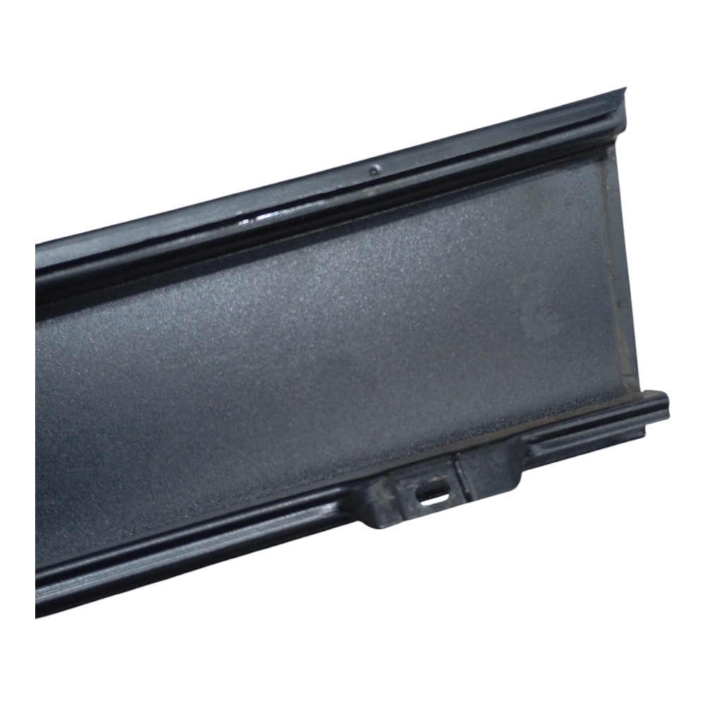 Moldura Coluna Traseira Esquerda Volkswagen Jetta 2.5 2007 6