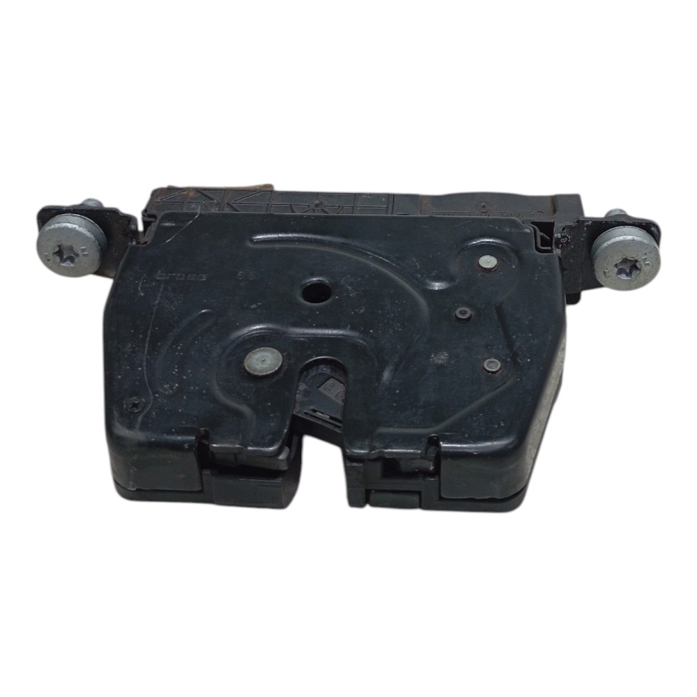 Fechadura Tampa Traseira Porta Malas Bmw 320i 2.0 2018 F30