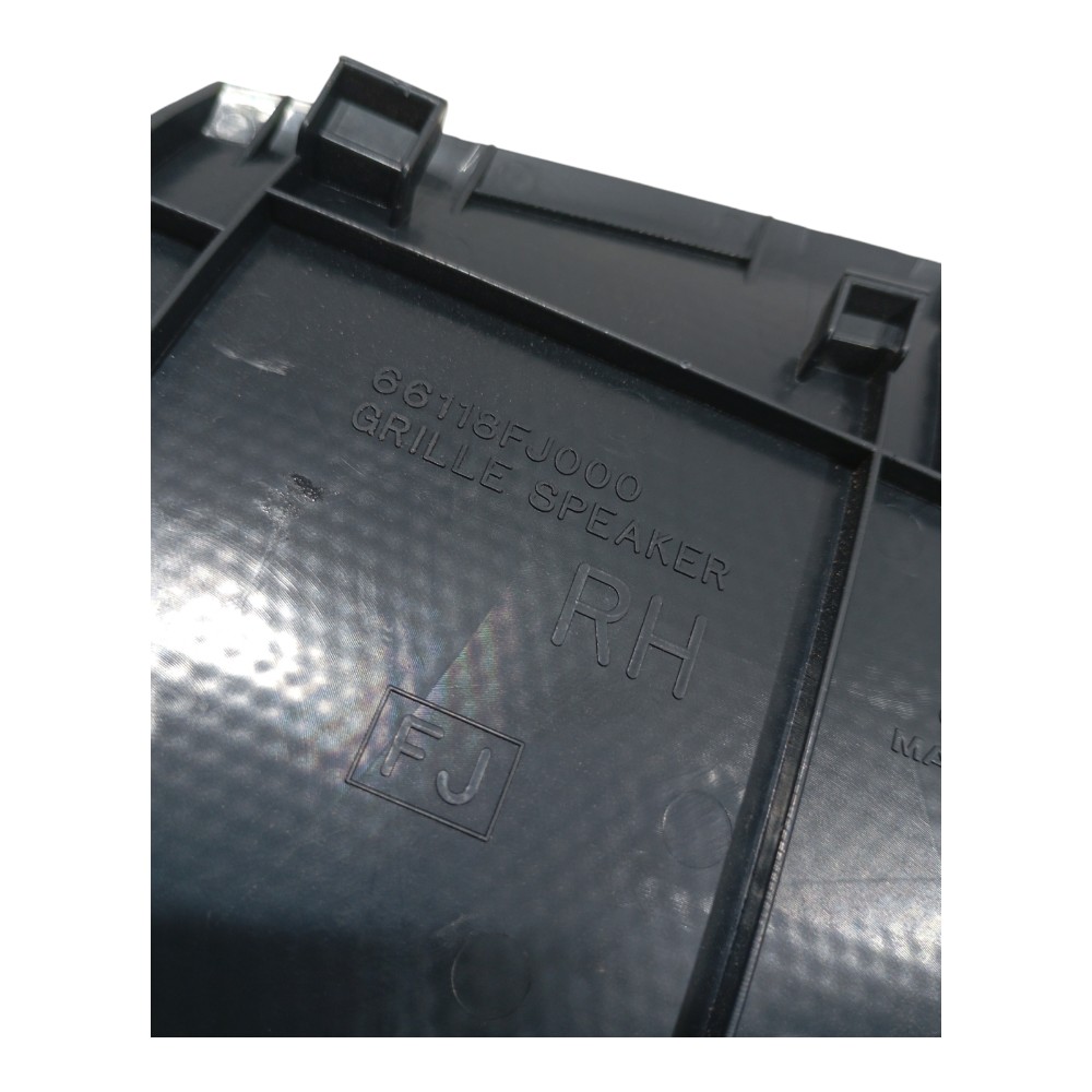 Tela Alto Falante Superior Direito Subaru Forester 2.5 2010 Preto 3