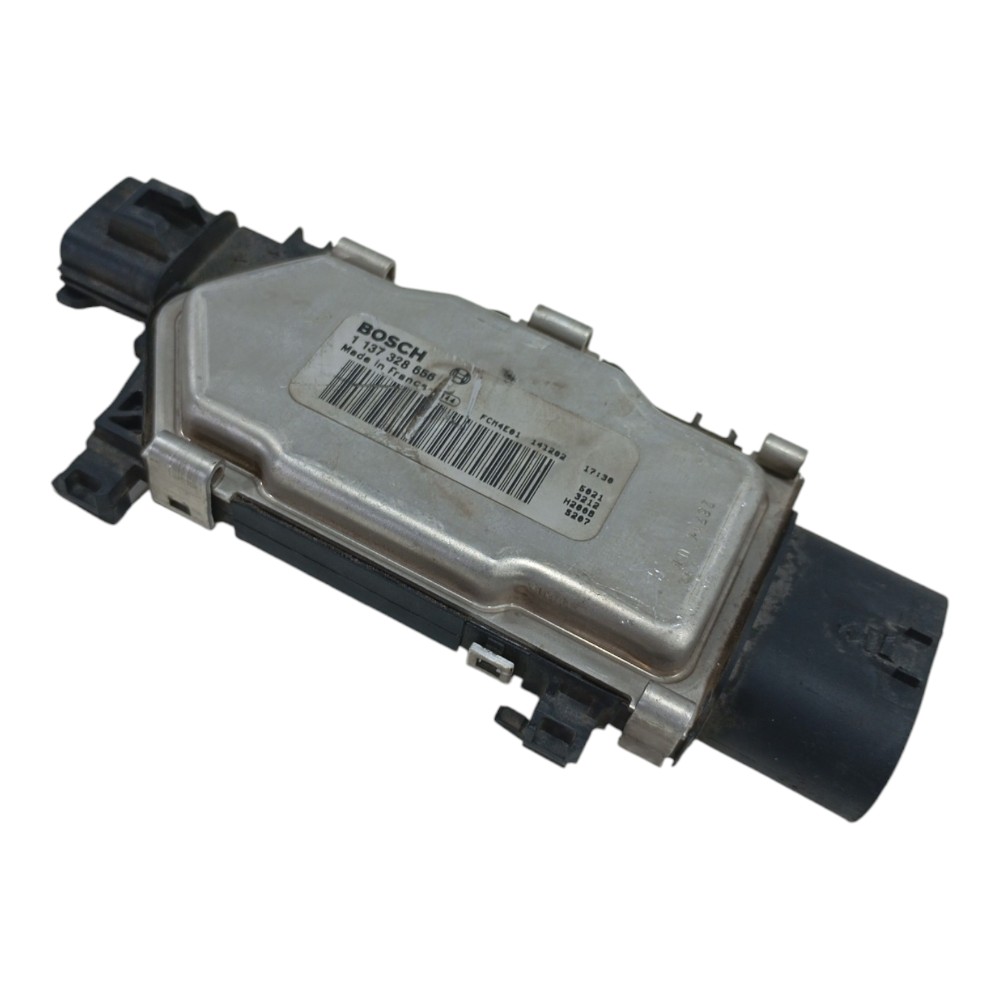 Módulo Ventoinha Mercedes Benz A250 2.0 T 2015 1137328656 4