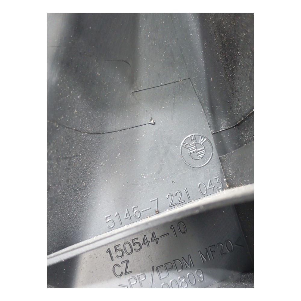 Moldura Bagagito Alto Falante Traseiro Esq Bmw 118i 2014 F20 2