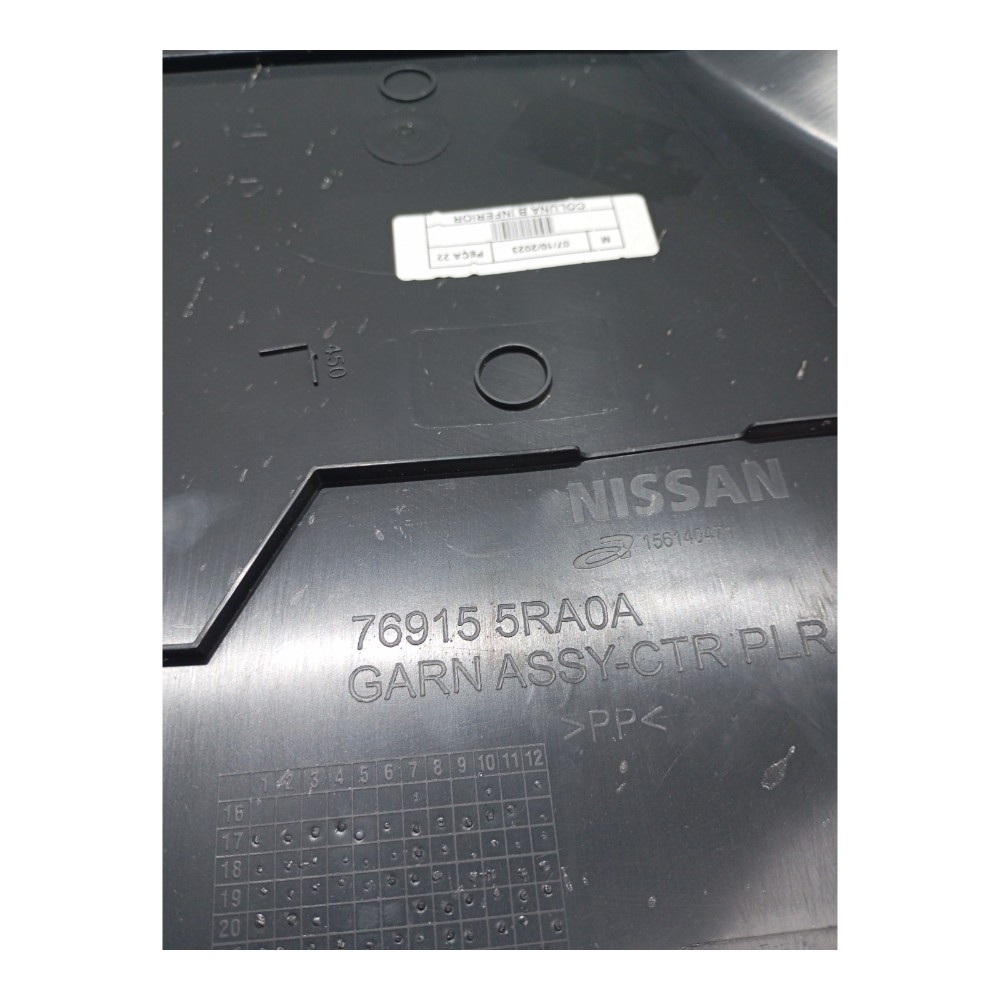 Acabamento Coluna Central Direita Nissan Kicks 1.6 Adv 2024 2
