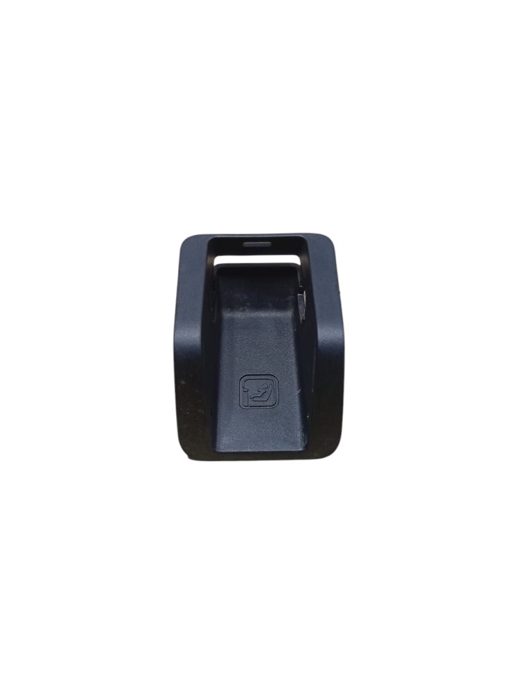 Acabamento Banco Traseiro Isofix Chevrolet Tracker 2024 Cinza