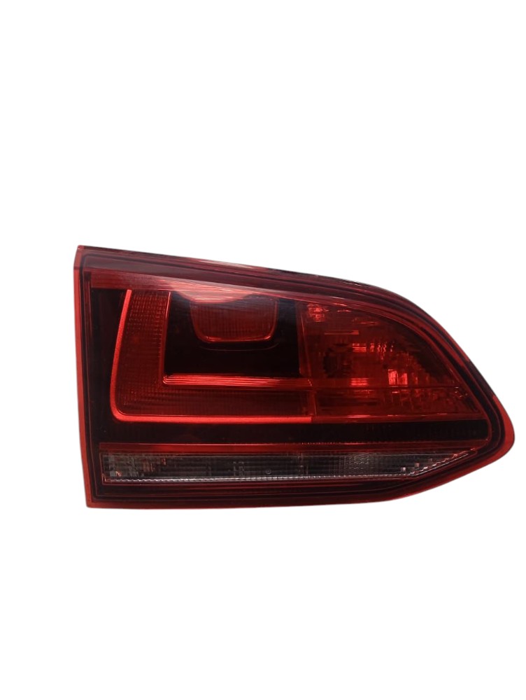 Lanterna Esquerda Tampa Traseira Volkswagen Golf 2018 Esquerdo/motorista Vermelha