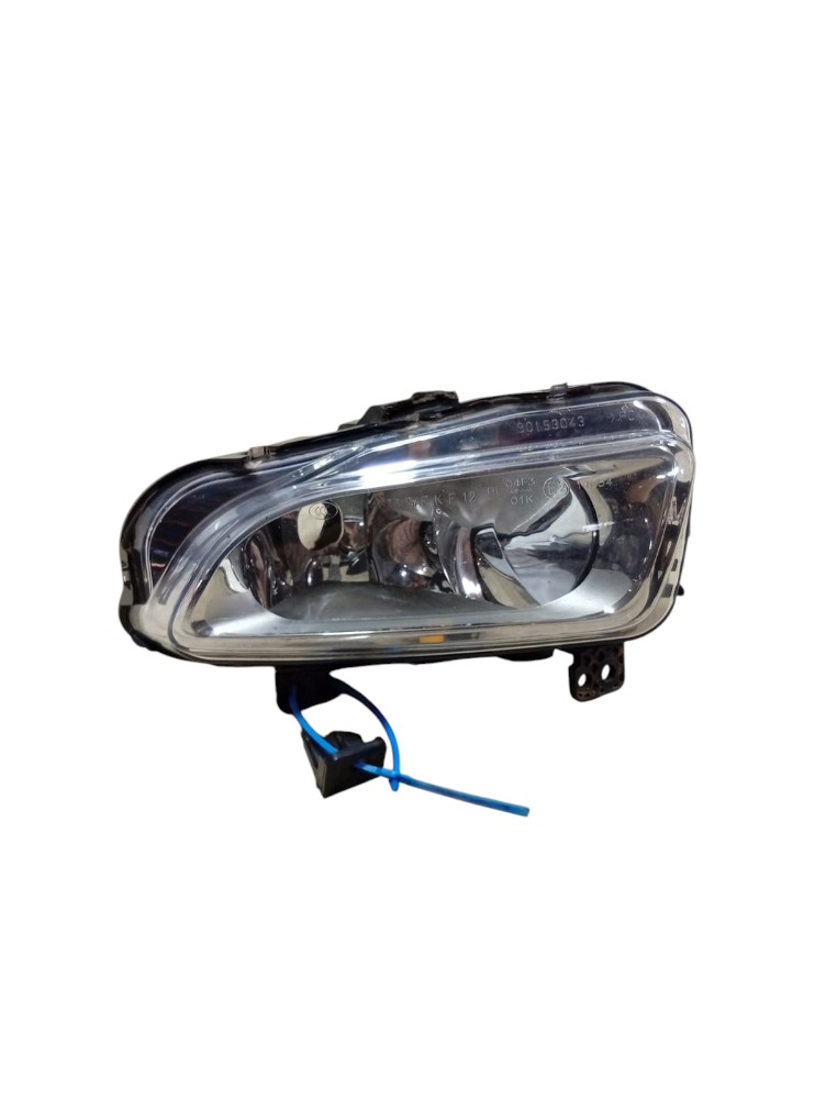 Farol Milha Direito Fiat Strada 2021 2024 Avaria