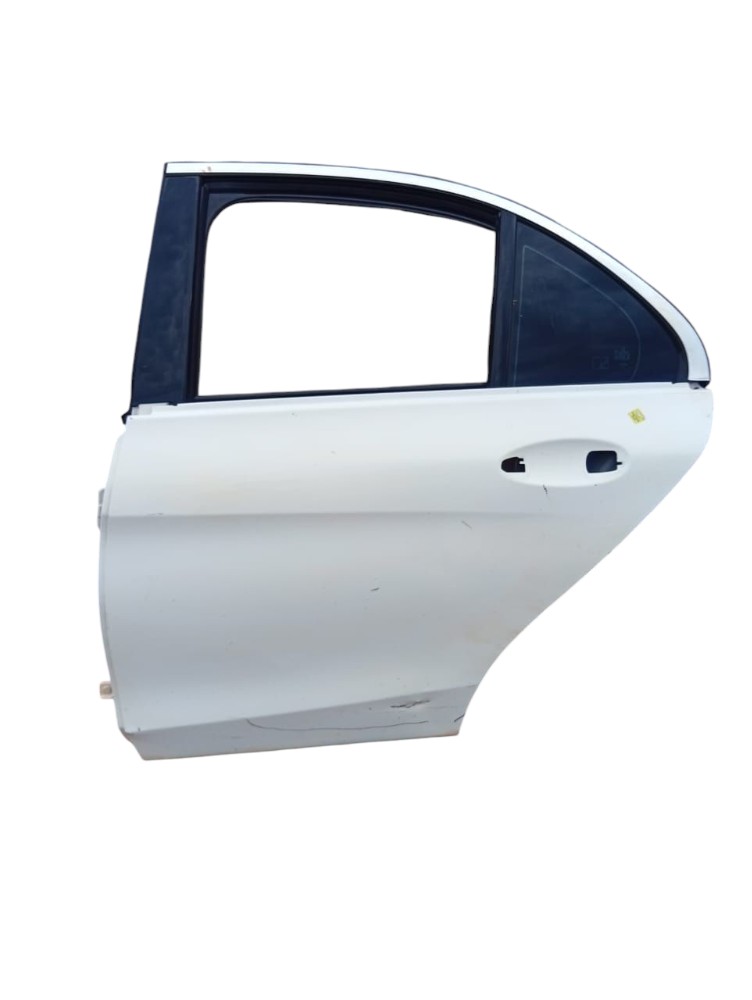 Porta Traseira Esquerda Mercedes Benz C180 2015 Detalhe