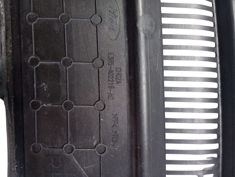 Grade Churrasqueira Direita Ford Ka 1.0 2019 E3b502216ag 6