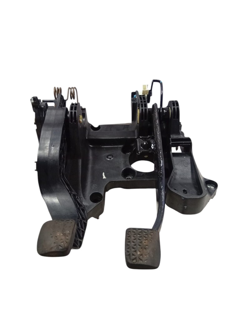 Pedaleira Embreagem Freio Chave Onix Prisma 2013 2019