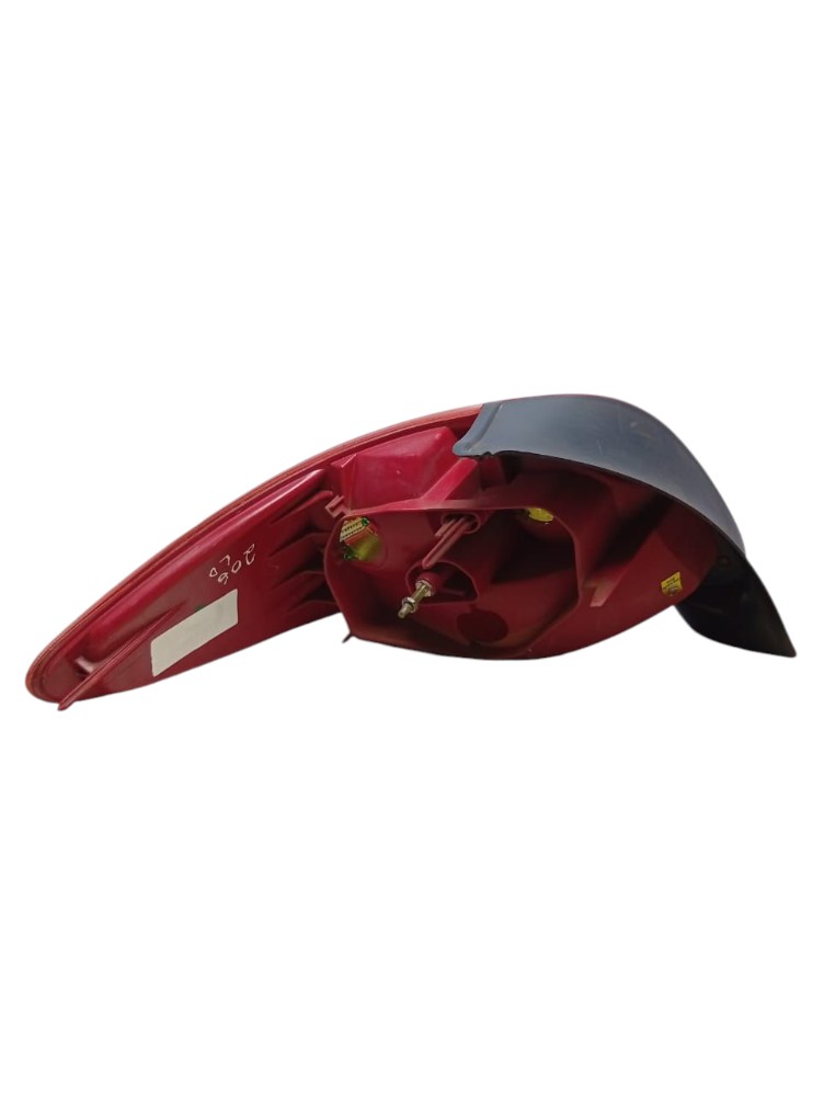 Lanterna Traseira Direita Peugeot 206 2000 2004 Detalhe 4