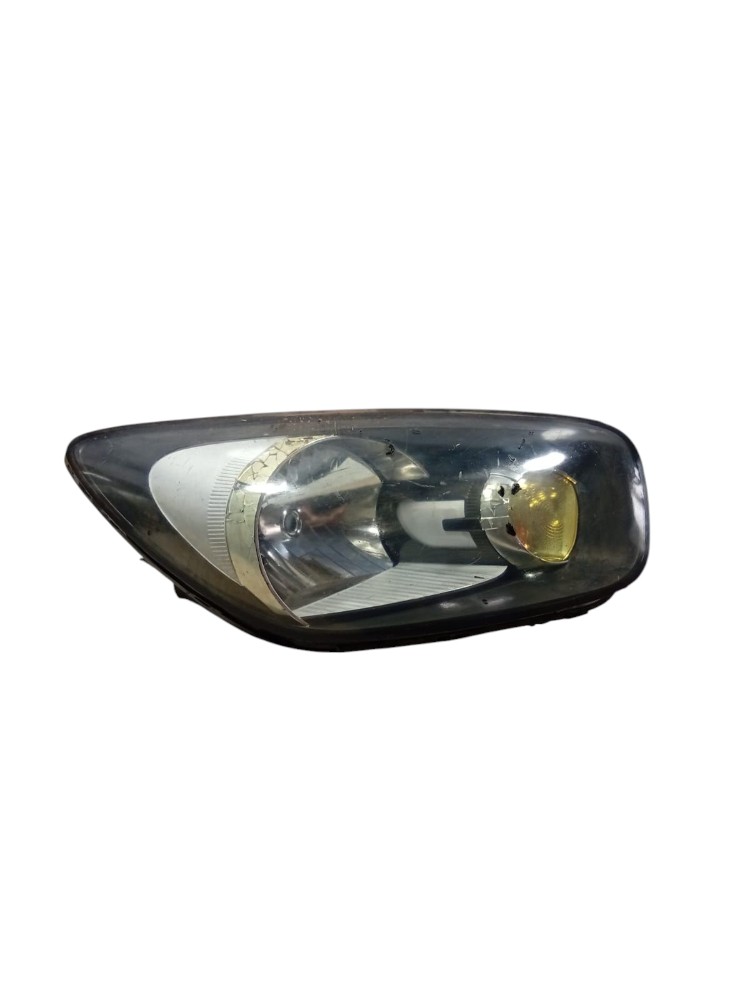 Farol Direito Kia Picanto 2014 Detalhes