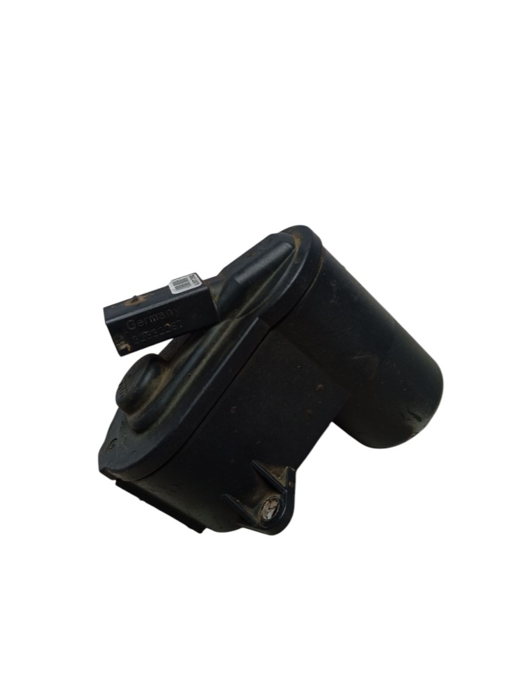 Servo Freio Traseiro Passat Tiguan 2008 2012 32332267