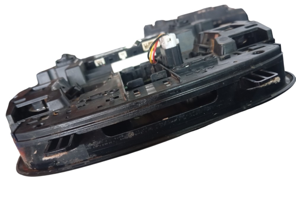 Luz Cortesia Hyundai Creta 1.0 2024 – 92800bxxxx 3