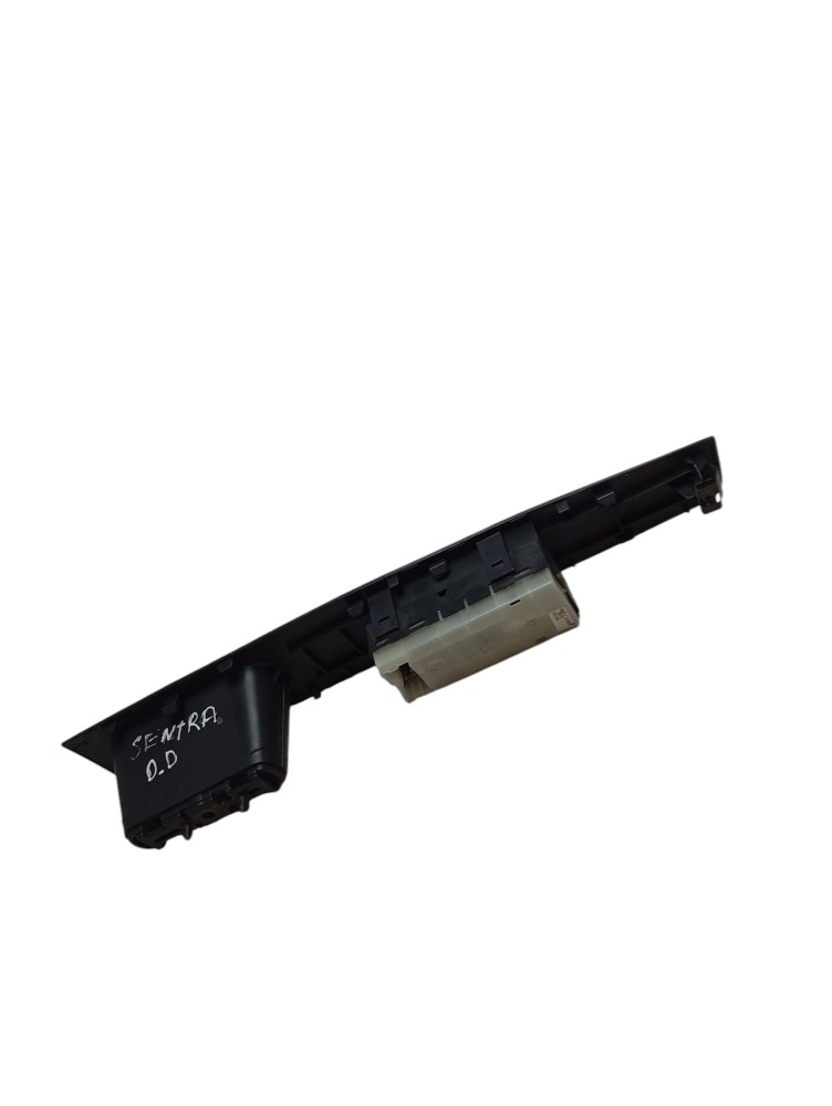Botão Moldura Vidro Dianteiro Direito Sentra 2010 80960et100 4