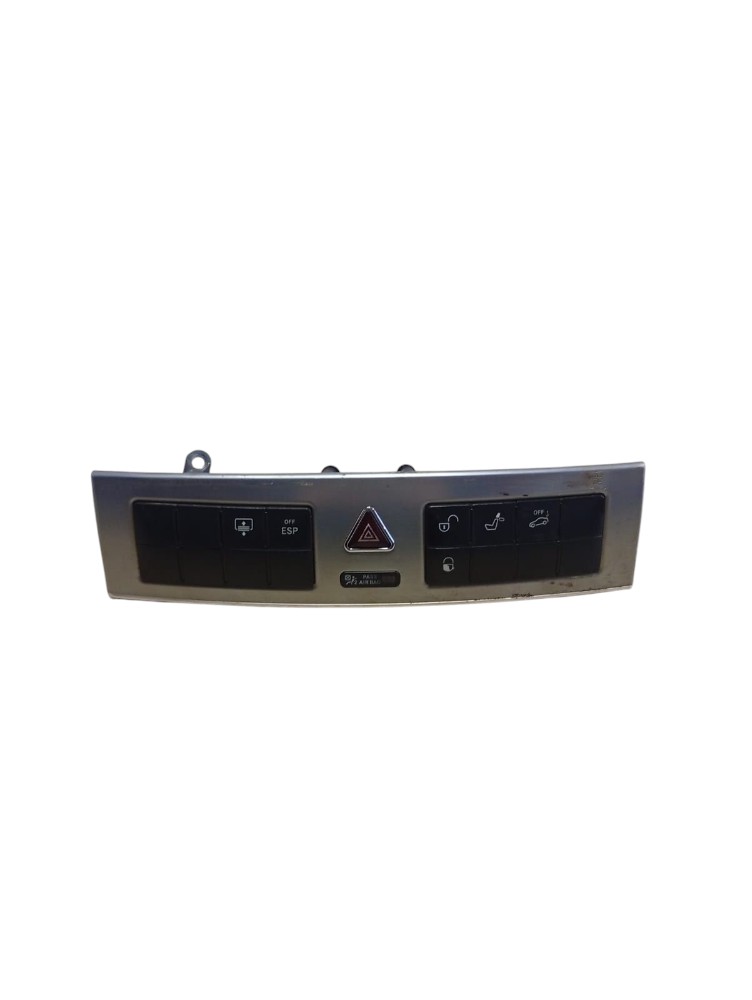 Botão Alerta Mercedes c320 2005 Avaria