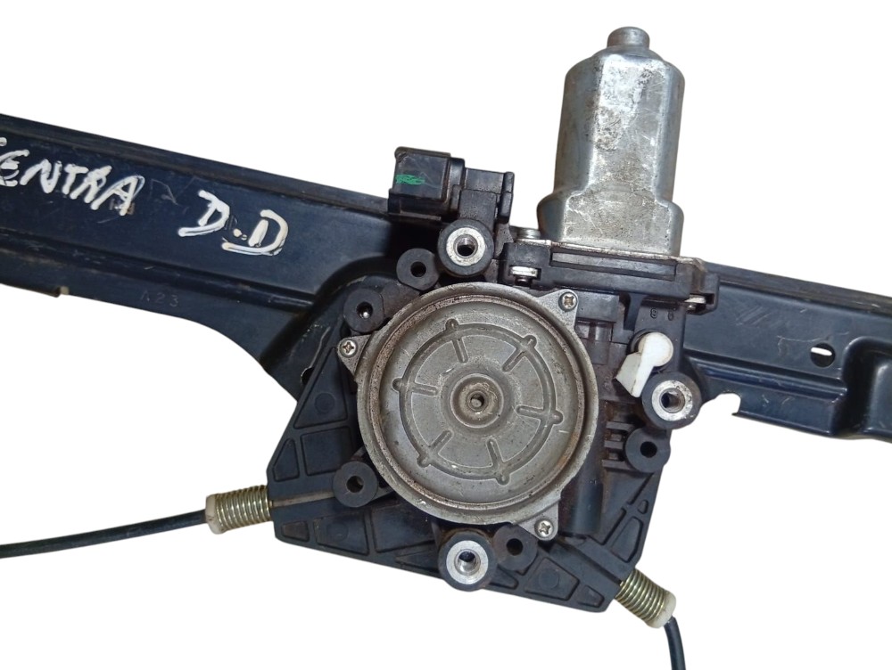 Máquina Vidro Dianteira Direita Nissan Sentra 2008 2010 4