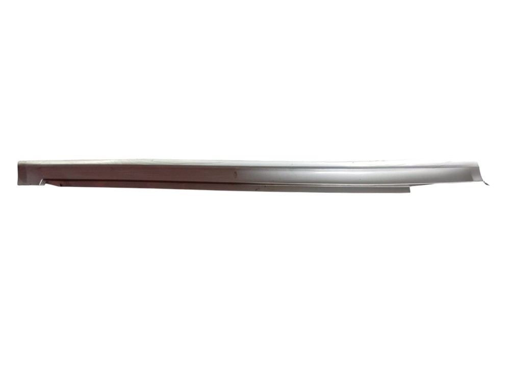 Spoiler Lateral Mercedes B180 2008 Avaria 3