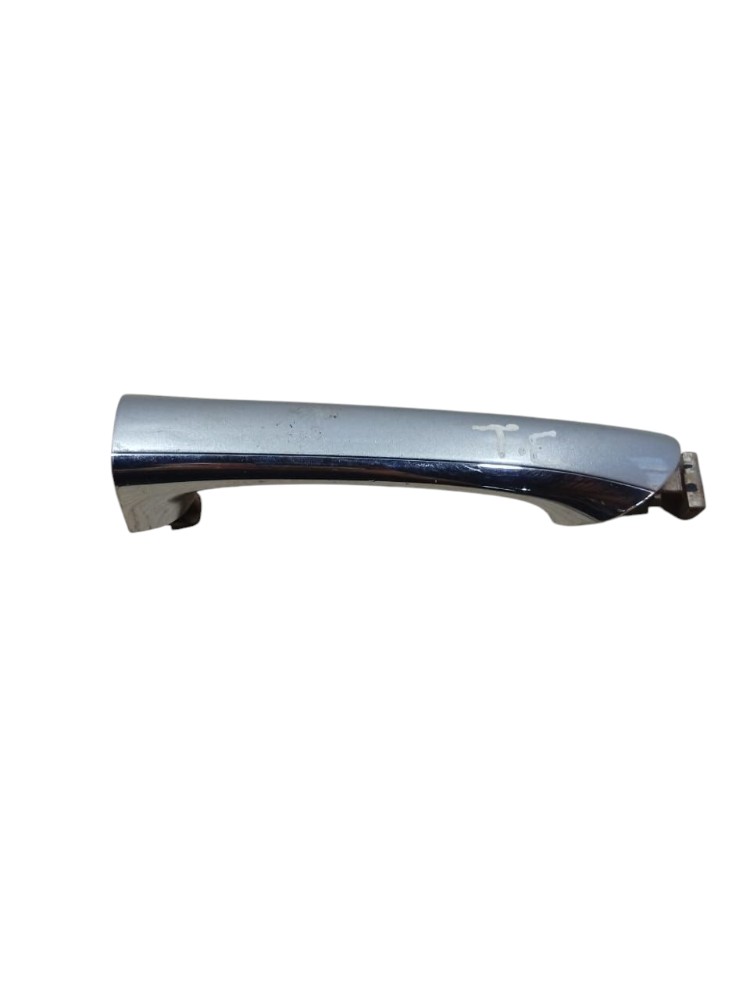 Maçaneta Externa Traseira Esquerda Mercedes B180 2008 Detalhe