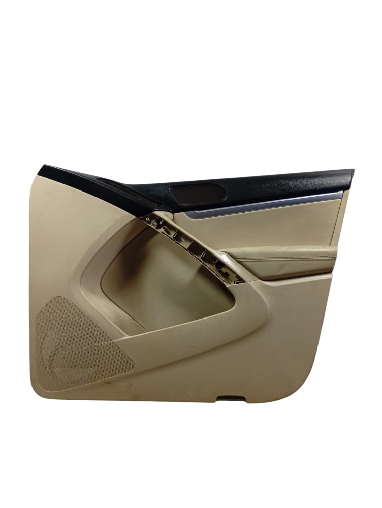 Forro Porta Dianteiro Direito Volkswagen Tiguan 2011 Detalhe