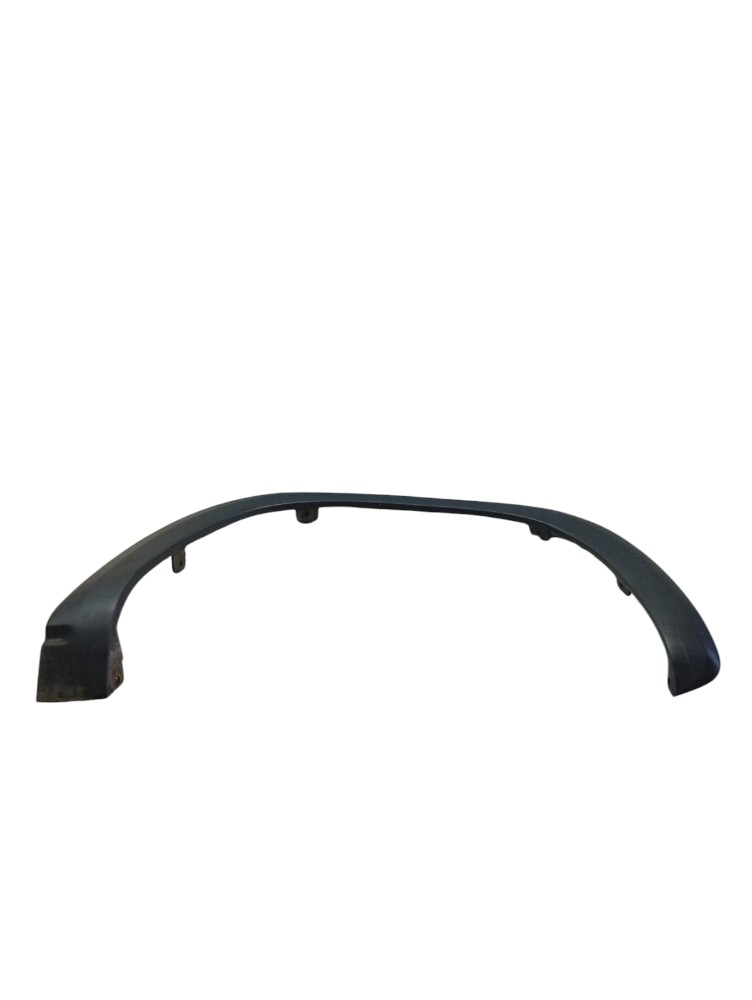 Moldura Paralama Dianteiro Direito Renault Kwid 2023 2024